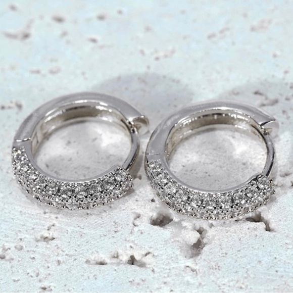 Silver 18k plated CZ Hoop Earrings - Picture 1 of 2